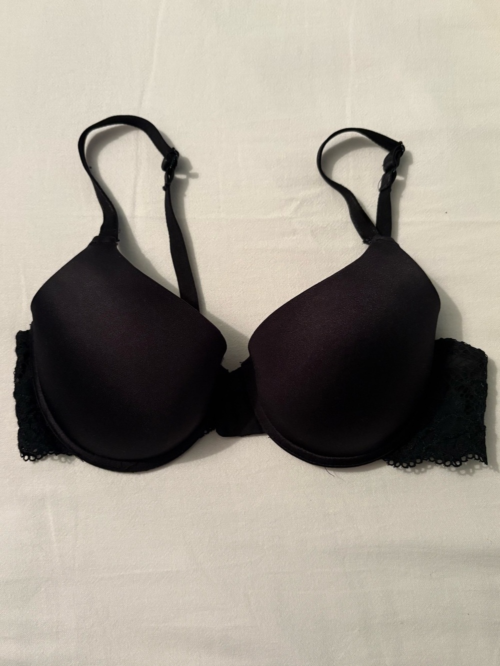 La Vie En Rose Black Lace-Trim T-Shirt Bra